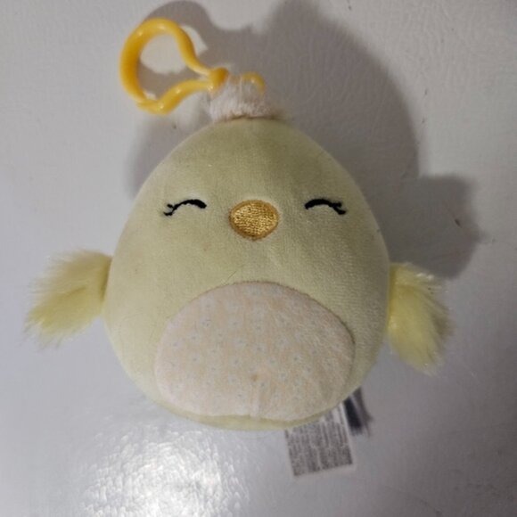Squishmallows 3.5 Aimee The Chick Clip - Picture 2 of 4